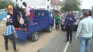 করোনাভাইরাস: নরসিংদীতে জনসমাগম রোধে পুলিশের বিশেষ অভিযান