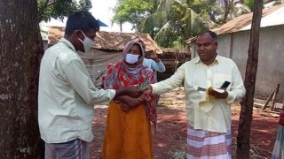 বেলাবতে সিএনজি চালকদের মাঝে নগদ অর্থ বিতরণ