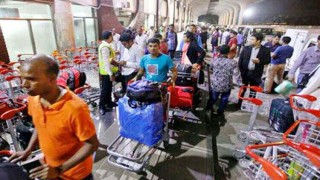 ৭ মাসে দেশে ফিরলেন সোয়া ২ লাখ প্রবাসী কর্মী  ৭ মাসে দেশে ফিরলেন সোয়া ২ লাখ প্রবাসী কর্মী