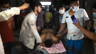 পাঞ্জাবির বোতাম লাগানোকে কেন্দ্র করে গুলিবিদ্ধ ব্যক্তির মৃত্যু