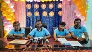 অনলাইনেই পাইকারী কেনা যাবে বাবুরহাটের দেশিয় কাপড়  