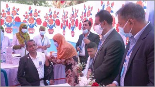 পলাশে করোনার টিকদান কার্যক্রম উদ্বোধন