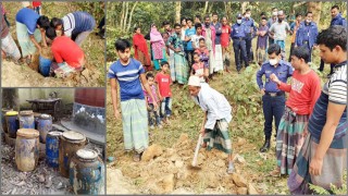শিবপুর মডেল থানা পুলিশের অভিযানে ৯ ড্রাম চোলাই মদ উদ্ধার