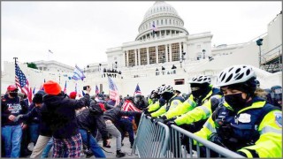 যুক্তরাষ্ট্রের ওয়াশিংটনে পার্লামেন্ট ভবনে সহিংসতায় নিহত বেড়ে ৪