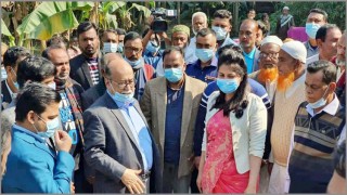 ভূমিহীন ও গৃহহীদের জন্য ঘর নির্মাণ প্রকল্প পরিদর্শন করলেন শিল্পমন্ত্রী