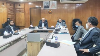 ৬টি চিনিকলে আখ বিক্রি করছে চাষিরা