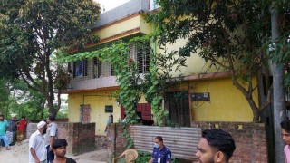 নরসিংদীতে বাড়িতে ঢুকে ডাকাতি, ছুরিকাঘাতে একজন নিহত