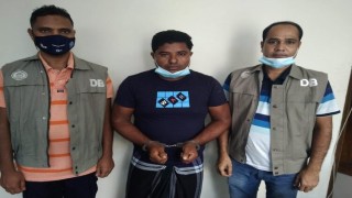 রায়পুরায় সাজাপ্রাপ্ত আসামী টেঁটাযুদ্ধের সর্দার মোবারক গ্রেপ্তার