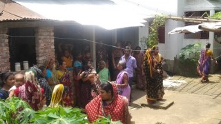 পলাশে বিদ্যুৎস্পৃষ্ট হয়ে বৃদ্ধের মৃত্যু      পলাশে বিদ্যুৎস্পৃষ্ট হয়ে বৃদ্ধের মৃত্যু