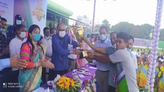 নরসিংদীতে ‘বঙ্গবন্ধু ও বঙ্গমাতা জাতীয় গোল্ডকাপ ফুটবল টুর্ণামেন্ট অনুষ্ঠিত