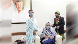 করোনার টিকা নিলেন প্রধানমন্ত্রী করোনার টিকা নিলেন প্রধানমন্ত্রী