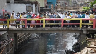 অবৈধভাবে দখল হওয়া খালের দুই পাশ দখলমুক্ত করা হবে: এলজিআরডি মন্ত্রী অবৈধভাবে দখল হওয়া খালের দুই পাশ দখলমুক্ত করা হবে: এলজিআরডি মন্ত্রী