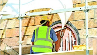 ইসলামে শ্রমিকের অধিকার: শ্রমিক ঠকানোর পরিণতি ভয়াবহ