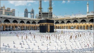 ওমরাহ পালন করতে পারবেন ১৮ থেকে ৫০ বছর বয়সী বিদেশিরা