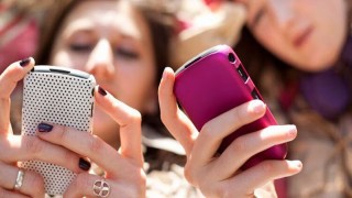 বন্ধ হলো অনিবন্ধিত ৮২ হাজার মোবাইল