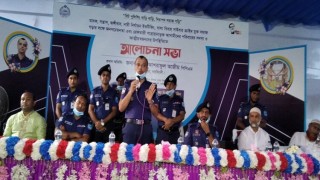 মাধবদীতে আসামীদের পরিবারের সাথে এসপির সভা