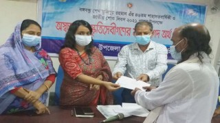 পলাশে সংস্কৃতিসেবীরা পেল নগদ অর্থ