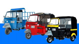 নরসিংদীতে মহাসড়কে নিষিদ্ধ থ্রিহুইলার যানবাহনের বিরুদ্ধে অভিযান