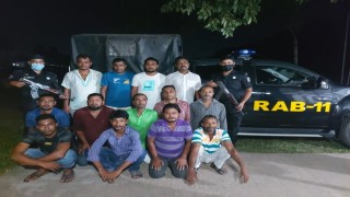 নরসিংদীতে দেশীয় মদসহ ১৩ জন আটক