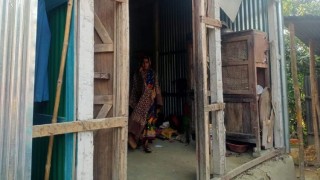 বেলুন ফোলানোর গ্যাস সিলিন্ডার বিস্ফোরণ: মৃত্যু ১ বেলুন ফোলানোর গ্যাস সিলিন্ডার বিস্ফোরণ: মৃত্যু ১