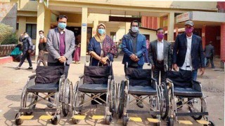 শিবপুর উপজেলা স্বাস্থ্য কমপ্লেক্সে হুইল চেয়ার প্রদান