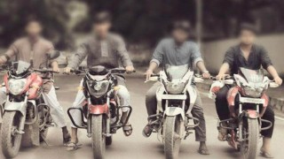 মনোহরদীতে বড় বোনের পর ছোট বোনকেও জোরপূর্বক তুলে নেওয়ার চেষ্টা