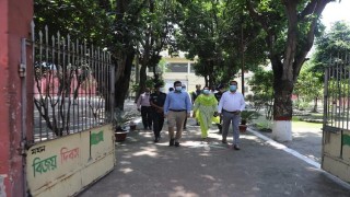 কারাগার পরিদর্শন করলেন জেলা প্রশাসক