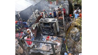 আগুনে পুড়লো কৃষক ও রিকশা চালকের দুই ঘর