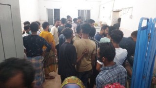 নরসিংদীতে মোটরসাইকেল, ইজিবাইক ও বাইসাইকেল এর ত্রি-মুখী সংঘর্ষে নিহত ২ নরসিংদীতে মোটরসাইকেল, ইজিবাইক ও বাইসাইকেল এর ত্রি-মুখী সংঘর্ষে নিহত ২