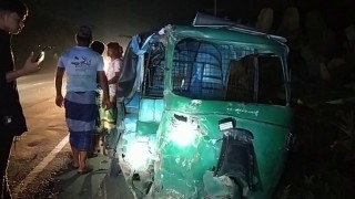 ঘোড়াশালে বাস ও সিএনজির সংঘর্ষে নিহত এক, আহত ৪ ঘোড়াশালে বাস ও সিএনজির সংঘর্ষে নিহত এক, আহত ৪