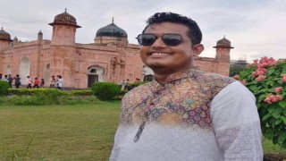 নরসিংদীতে ছাত্রীর সঙ্গে পরকীয়ার জেরে কলেজ শিক্ষকের আত্মহত্যা নরসিংদীতে ছাত্রীর সঙ্গে পরকীয়ার জেরে কলেজ শিক্ষকের আত্মহত্যা