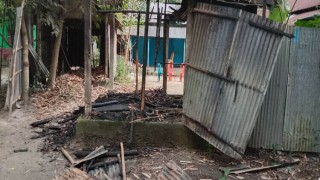 শিবপুরে কু-প্রস্তাবে রাজি না হওয়ায় বাড়িতে অগ্নিসংযোগের অভিযোগ শিবপুরে কু-প্রস্তাবে রাজি না হওয়ায় বাড়িতে অগ্নিসংযোগের অভিযোগ