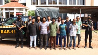 মনোহরদীতে এটিএম বুথ ও সড়কে ডাকাতির প্রস্তুতির সময় ১১ জন আটক মনোহরদীতে এটিএম বুথ ও সড়কে ডাকাতির প্রস্তুতির সময় ১১ জন আটক