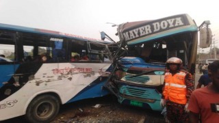 শিবপুরে বাস-মিনিবাস সংঘর্ষে একজন নিহত, আহত ২৫