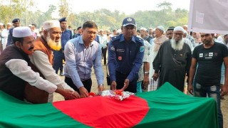 রায়পুরা বিএনপির সভাপতি বীরমুক্তিযোদ্ধা নেছার উদ্দিনকে রাষ্ট্রীয় মর্যাদায় দাফন রায়পুরা বিএনপির সভাপতি বীরমুক্তিযোদ্ধা নেছার উদ্দিনকে রাষ্ট্রীয় মর্যাদায় দাফন