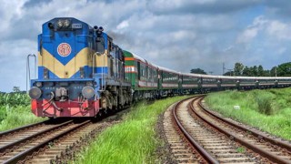 রায়পুরায় ট্রেনে কাটা পড়ে বৃদ্ধ নারীর মৃত্যু রায়পুরায় ট্রেনে কাটা পড়ে বৃদ্ধ নারীর মৃত্যু