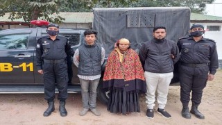 মনোহরদীতে ২৯ কেজি গাঁজাসহ প্রাইভেটকার জব্দ, তিন মাদক ব্যবসায়ী আটক মনোহরদীতে ২৯ কেজি গাঁজাসহ প্রাইভেটকার জব্দ, তিন মাদক ব্যবসায়ী আটক