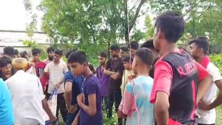 নরসিংদীতে কবরস্থানের তার চুরির সময় বিদ্যুৎস্পর্শে একজন নিহত