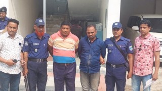 ঘোড়াশালে পুলিশ পরিচয়ে ইজিবাইক ছিনতাইয়ের চেষ্টা, গ্রেপ্তার ২