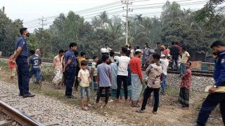 রায়পুরায় ট্রেনে কাটা পড়ে টেক্সটাইল শ্রমিক নিহত রায়পুরায় ট্রেনে কাটা পড়ে টেক্সটাইল শ্রমিক নিহত