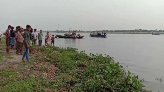 মাধবদীতে মেঘনা নদীতে গোসলে নেমে কিশোর নিখোঁজ, ২ জনকে উদ্ধার