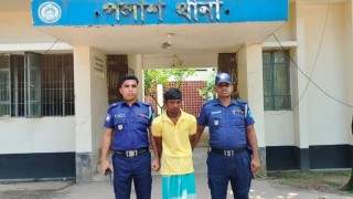 পলাশে শিশুকে যৌনপীড়নের অভিযোগে যুবক গ্রেপ্তার পলাশে শিশুকে যৌনপীড়নের অভিযোগে যুবক গ্রেপ্তার