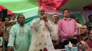 বিদেশীরাও বাংলাদেশের গণতন্ত্র দেখতে চায়: ড. আবদুল মঈন খান বিদেশীরাও বাংলাদেশের গণতন্ত্র দেখতে চায়: ড. আবদুল মঈন খান