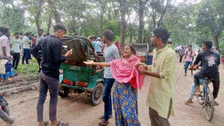 পলাশে সারকারখানার আবাসিক এলাকায় শ্রমিকের মরদেহ উদ্ধার পলাশে সারকারখানার আবাসিক এলাকায় শ্রমিকের মরদেহ উদ্ধার