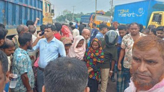 মরজালে মহাসড়ক পার হওয়ার সময় বাসচাপায় শিশু নিহত