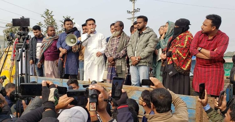৭১ যেমন আমাদের শেকড়, ২৪ও কিন্তু আমাদের অস্তিত্ব: সারজিস আলম ৭১ যেমন আমাদের শেকড়, ২৪ও কিন্তু আমাদের অস্তিত্ব: সারজিস আলম