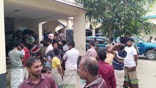 আমিরগঞ্জ ইউপি কার্যালয়ে যুবকের ছুরিকাঘাতে ব্যবসায়ী নিহত