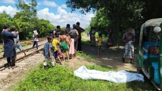 রেললাইনের পাশ থেকে অজ্ঞাত কিশোরের মরদেহ উদ্ধার রেললাইনের পাশ থেকে অজ্ঞাত কিশোরের মরদেহ উদ্ধার