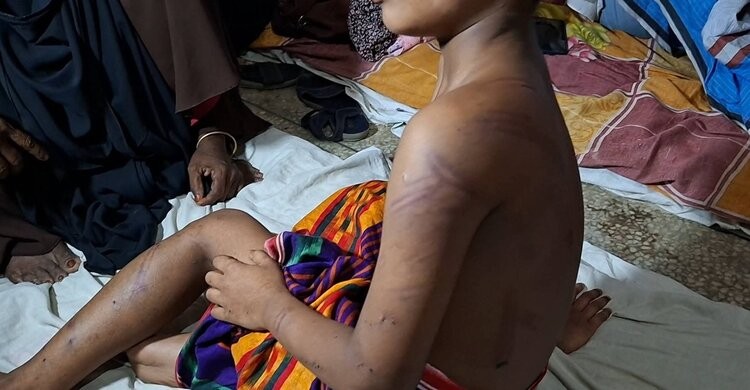 নরসিংদীতে মাদরাসা ছাত্রকে বেত্রাঘাতের অভিযোগে শিক্ষক আটক