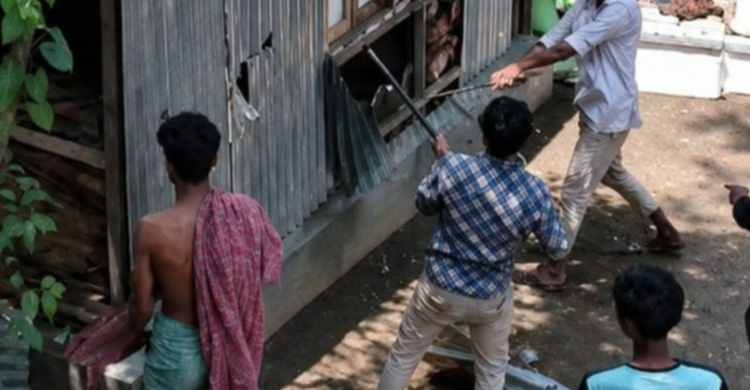 নরসিংদীতে জমি সংক্রান্ত বিরোধের জেরে হামলা, দোকান ভাংচুর লুটপাটের অভিযোগ 